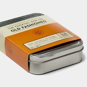 Carry On Cocktail Kit Tin Container Makes 2 Old-Fashioned Cocktaiks